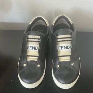 Fendi women’s Black Sneakers